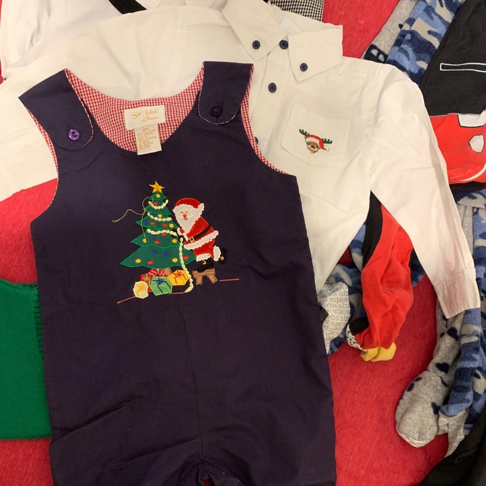 Sir John Christmas Outfit